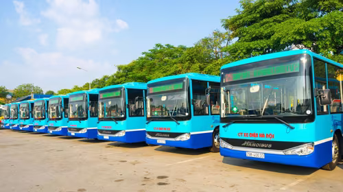 Hà Nội: Thay mới xe buýt hiện đại trên tuyến số 03 và tuyến số 25 ảnh 2 Hà Nội: Thay mới xe buýt hiện đại trên tuyến số 03 và tuyến số 25 ảnh 2