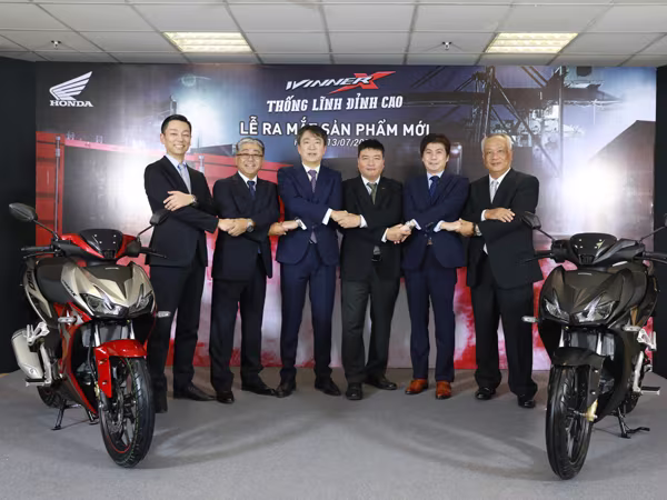 Honda Winner X trình làng thách thức vị trí của Yamaha Exiter ảnh 1