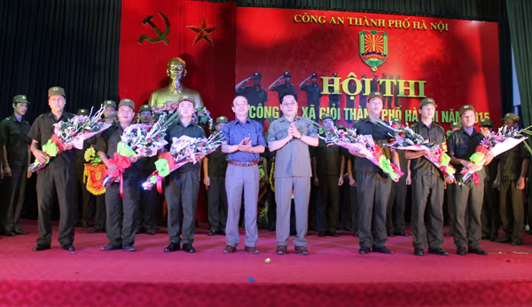 Sôi nổi Hội thi Công an xã giỏi thành phố Hà Nội ảnh 4 Sôi nổi Hội thi Công an xã giỏi thành phố Hà Nội ảnh 4