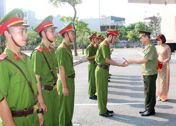 Kết thúc khóa huấn luyện 270 chiến sỹ phục vụ có thời hạn trong CAND ảnh 4 Kết thúc khóa huấn luyện 270 chiến sỹ phục vụ có thời hạn trong CAND ảnh 4