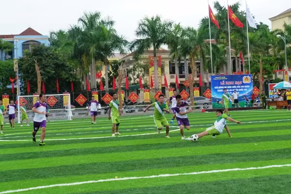 Sôi nổi giải bóng đá, cầu lông CAH Quốc Oai ảnh 2 Sôi nổi giải bóng đá, cầu lông CAH Quốc Oai ảnh 2