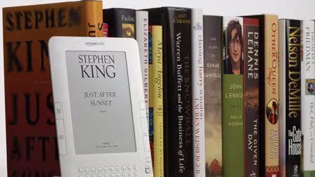 Sách điện tử được cho là phương tiện thay thế sách in trong tương lai Sách điện tử được cho là phương tiện thay thế sách in trong tương lai