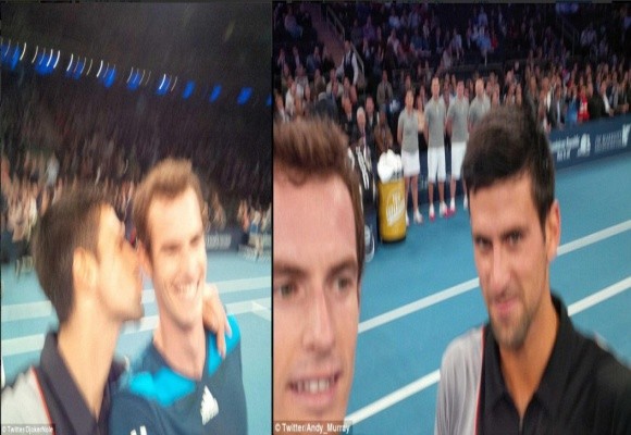 Djokovic và Murray rủ nhau “tự sướng” ngay trên sân tennis ảnh 2 Djokovic và Murray rủ nhau “tự sướng” ngay trên sân tennis ảnh 2