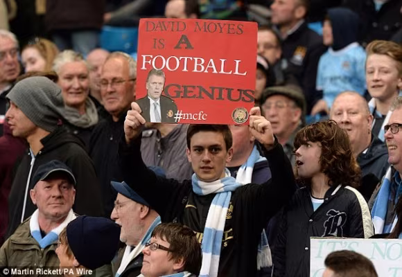 Fan Man City “nuối tiếc” khi David Moyes bị M.U sa thải ảnh 2 Fan Man City “nuối tiếc” khi David Moyes bị M.U sa thải ảnh 2