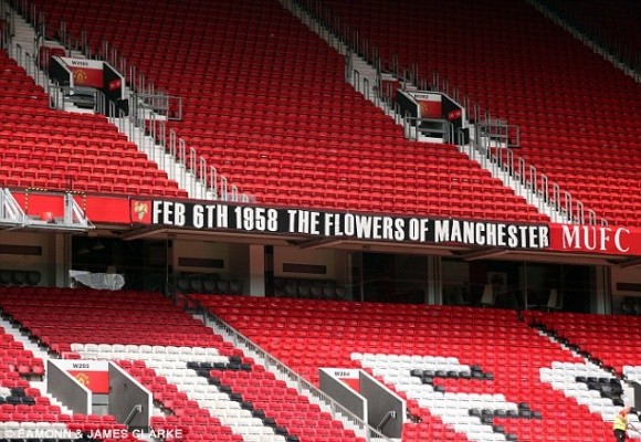 Tấm biển “Người được chọn” rời sân Old Trafford cùng David Moyes ảnh 2 Tấm biển “Người được chọn” rời sân Old Trafford cùng David Moyes ảnh 2