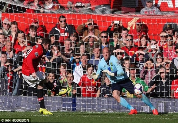 Giggs ra mắt ấn tượng, M.U thắng 4 sao trước Norwich ảnh 2 Giggs ra mắt ấn tượng, M.U thắng 4 sao trước Norwich ảnh 2