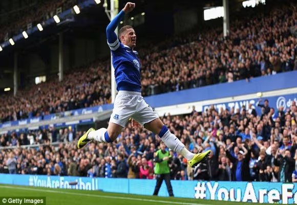 Ngược dòng đả bại Everton, Man City soán ngôi Liverpool ảnh 2 Ngược dòng đả bại Everton, Man City soán ngôi Liverpool ảnh 2