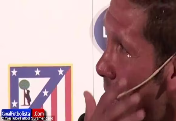 Diego Simeone họp báo công bố sử dụng…Facebook! ảnh 2 Diego Simeone họp báo công bố sử dụng…Facebook! ảnh 2