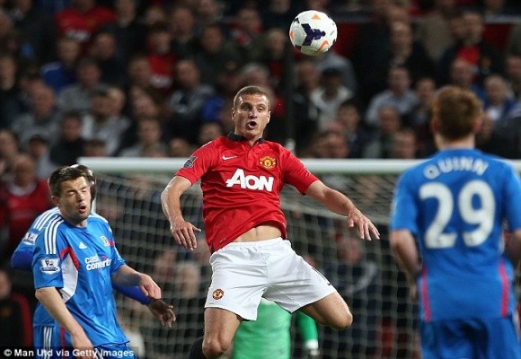 Thắng dễ Hull City, Giggs và Vidic có lời chia tay ngọt ngào ở Old Trafford ảnh 3 Thắng dễ Hull City, Giggs và Vidic có lời chia tay ngọt ngào ở Old Trafford ảnh 3