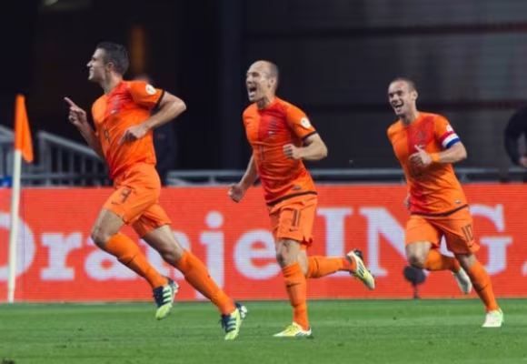 Hà Lan chốt danh sách dự World Cup: Không có chỗ cho sao trẻ! ảnh 1 Hà Lan chốt danh sách dự World Cup: Không có chỗ cho sao trẻ! ảnh 1