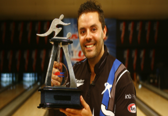Cư dân mạng “phát cuồng” với màn trình diễn Bowling siêu hạng ảnh 1 Cư dân mạng “phát cuồng” với màn trình diễn Bowling siêu hạng ảnh 1