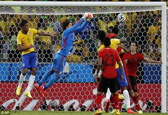 Brazil vs Mexico – Đôi công và chia điểm ảnh 5 Brazil vs Mexico – Đôi công và chia điểm ảnh 5