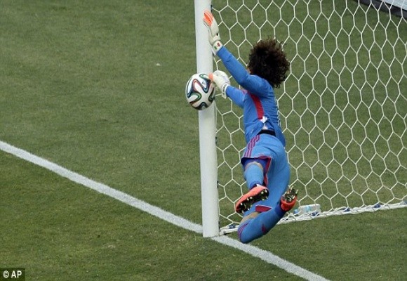 Brazil vs Mexico – Đôi công và chia điểm ảnh 6 Brazil vs Mexico – Đôi công và chia điểm ảnh 6
