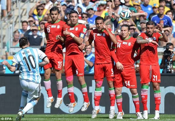 Lóe sáng phút bù giờ, Messi đưa Argentina vào vòng 16 đội ảnh 2 Lóe sáng phút bù giờ, Messi đưa Argentina vào vòng 16 đội ảnh 2