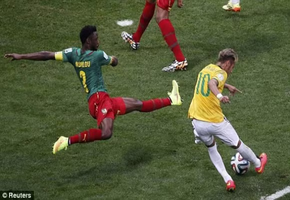 Thắng tưng bừng 4-1 trước Cameroon, Brazil “né” Hà Lan ảnh 4 Thắng tưng bừng 4-1 trước Cameroon, Brazil “né” Hà Lan ảnh 4
