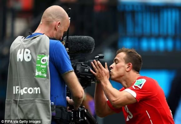 Shaqiri lập hat-trick, Thụy Sĩ theo Pháp vào vòng 16 đội ảnh 3 Shaqiri lập hat-trick, Thụy Sĩ theo Pháp vào vòng 16 đội ảnh 3