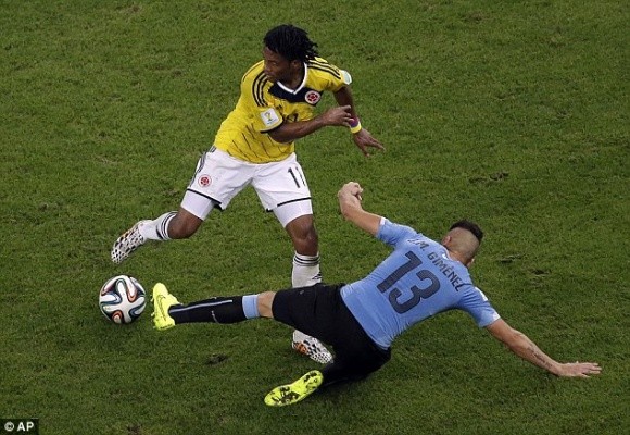 Siêu phẩm của James Rodriguez đưa Colombia vào tứ kết ảnh 1 Siêu phẩm của James Rodriguez đưa Colombia vào tứ kết ảnh 1