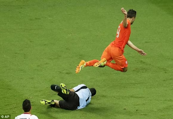 Vào sân 1 phút, người hùng Tim Krul giúp Hà Lan loại Costa Rica ở loạt “đấu súng” ảnh 2 Vào sân 1 phút, người hùng Tim Krul giúp Hà Lan loại Costa Rica ở loạt “đấu súng” ảnh 2