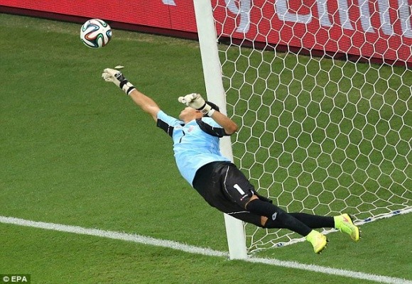 Vào sân 1 phút, người hùng Tim Krul giúp Hà Lan loại Costa Rica ở loạt “đấu súng” ảnh 3 Vào sân 1 phút, người hùng Tim Krul giúp Hà Lan loại Costa Rica ở loạt “đấu súng” ảnh 3