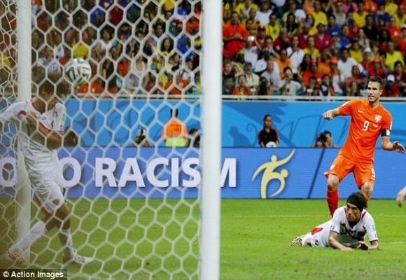 Vào sân 1 phút, người hùng Tim Krul giúp Hà Lan loại Costa Rica ở loạt “đấu súng” ảnh 5 Vào sân 1 phút, người hùng Tim Krul giúp Hà Lan loại Costa Rica ở loạt “đấu súng” ảnh 5