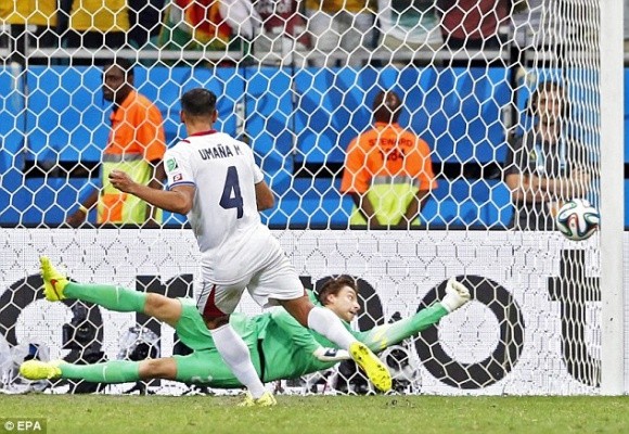 Vào sân 1 phút, người hùng Tim Krul giúp Hà Lan loại Costa Rica ở loạt “đấu súng” ảnh 7 Vào sân 1 phút, người hùng Tim Krul giúp Hà Lan loại Costa Rica ở loạt “đấu súng” ảnh 7