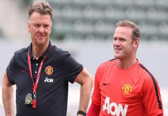 Không có “chiến tranh lạnh”, Louis van Gaal trao bí quyết ghi bàn cho Rooney ảnh 1 Không có “chiến tranh lạnh”, Louis van Gaal trao bí quyết ghi bàn cho Rooney ảnh 1