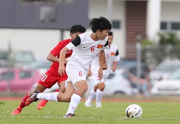 U19 Việt Nam thắng đậm 4-0 trước U21 Singapore ảnh 1 U19 Việt Nam thắng đậm 4-0 trước U21 Singapore ảnh 1