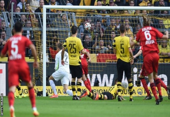 Choáng váng với bàn thua nhanh nhất lịch sử Bundesliga của Dortmund ảnh 1 Choáng váng với bàn thua nhanh nhất lịch sử Bundesliga của Dortmund ảnh 1