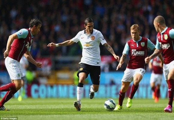 Những pha bóng ấn tượng trong ngày ra mắt của Di Maria ảnh 2 Những pha bóng ấn tượng trong ngày ra mắt của Di Maria ảnh 2