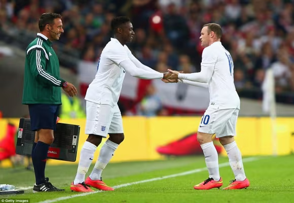 Chùm ảnh: Rooney lập công "rửa" băng đội trưởng Tam Sư  ảnh 9 Chùm ảnh: Rooney lập công "rửa" băng đội trưởng Tam Sư  ảnh 9