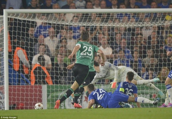 Cesc Fabregas – Ranh giới mong manh giữa người hùng và tội đồ ảnh 3 Cesc Fabregas – Ranh giới mong manh giữa người hùng và tội đồ ảnh 3