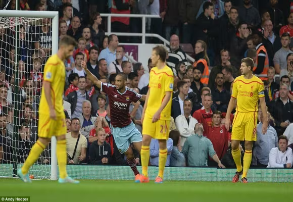 Ngả mũ trước siêu phẩm khiến Liverpool “ôm hận” ảnh 2 Ngả mũ trước siêu phẩm khiến Liverpool “ôm hận” ảnh 2