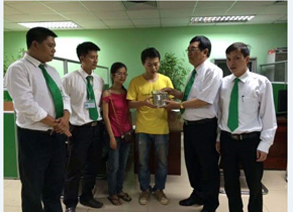 Giao lưu trực tuyến: “Đã uống rượu, bia - Không lái xe” ảnh 13 Giao lưu trực tuyến: “Đã uống rượu, bia - Không lái xe” ảnh 13