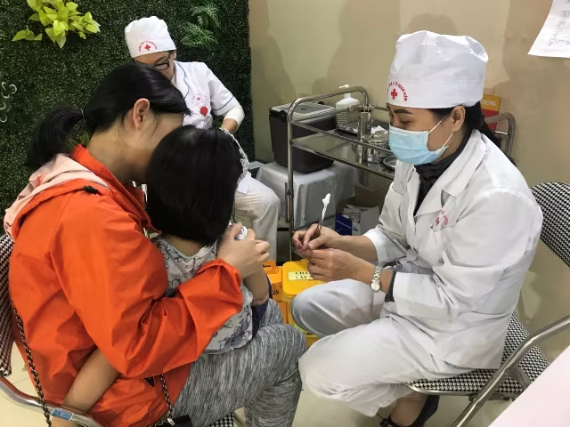 Giao lưu trực tuyến: "Những điều cần biết khi tiêm vaccine sởi - rubella cho trẻ 1 đến 5 tuổi" ảnh 27 Giao lưu trực tuyến: "Những điều cần biết khi tiêm vaccine sởi - rubella cho trẻ 1 đến 5 tuổi" ảnh 27