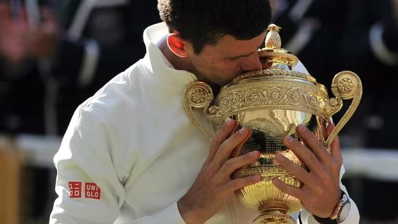Wimbledon 2014: Djokovic lên ngôi sau chiến thắng nghẹt thở trước Federer ảnh 9 Wimbledon 2014: Djokovic lên ngôi sau chiến thắng nghẹt thở trước Federer ảnh 9