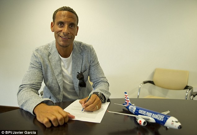 Rio Ferdinand gia nhập Queens Park Rangers, Arsenal chính thức có được Debuchy ảnh 2 Rio Ferdinand gia nhập Queens Park Rangers, Arsenal chính thức có được Debuchy ảnh 2