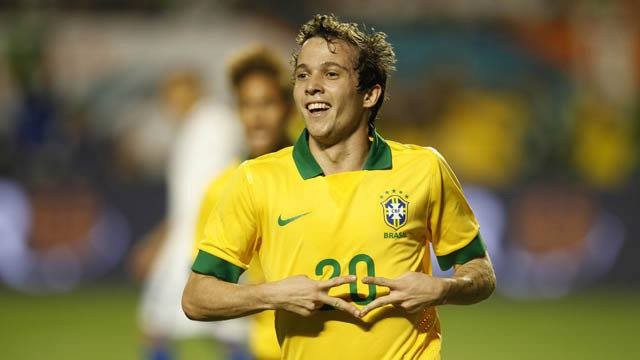 Những chiếc mũ ủng hộ Neymar đã “giết chết” đội tuyển Brazil ảnh 4 Những chiếc mũ ủng hộ Neymar đã “giết chết” đội tuyển Brazil ảnh 4