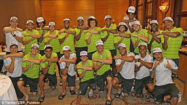 Những chiếc mũ ủng hộ Neymar đã “giết chết” đội tuyển Brazil ảnh 6 Những chiếc mũ ủng hộ Neymar đã “giết chết” đội tuyển Brazil ảnh 6