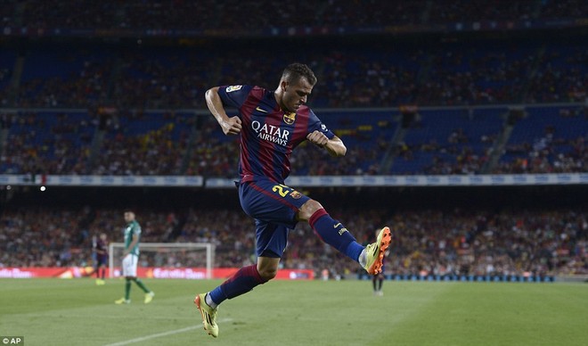 Suarez lu mờ trước sao trẻ Barcelona B trong trận ra mắt ảnh 7 Suarez lu mờ trước sao trẻ Barcelona B trong trận ra mắt ảnh 7