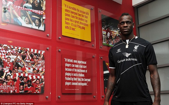 "Siêu quậy" Balotelli chính thức trở thành một "Quỷ Đỏ" vùng Merseyside ảnh 3 "Siêu quậy" Balotelli chính thức trở thành một "Quỷ Đỏ" vùng Merseyside ảnh 3
