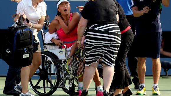 Niềm hy vọng số 1 Trung Quốc "ngã ngựa", Serena Williams đi vào lịch sử ảnh 2 Niềm hy vọng số 1 Trung Quốc "ngã ngựa", Serena Williams đi vào lịch sử ảnh 2