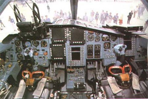 “Thú mỏ vịt” Su-34 không kém gì máy bay ném bom tầm trung ảnh 3 “Thú mỏ vịt” Su-34 không kém gì máy bay ném bom tầm trung ảnh 3