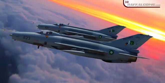Pakistan gặp họa vì máy bay "đồ cổ" J-7 quá nát của Trung Quốc ảnh 1