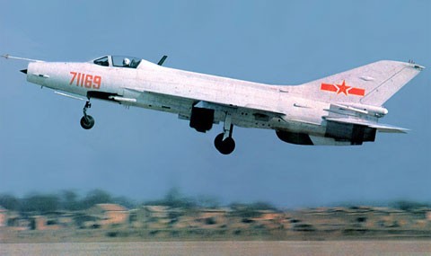Pakistan gặp họa vì máy bay "đồ cổ" J-7 quá nát của Trung Quốc ảnh 4 Pakistan gặp họa vì máy bay "đồ cổ" J-7 quá nát của Trung Quốc ảnh 4