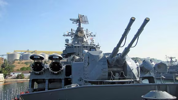 Tuần dương hạm Moskva “át vía” dàn chiến hạm Mỹ ảnh 5 Tuần dương hạm Moskva “át vía” dàn chiến hạm Mỹ ảnh 5