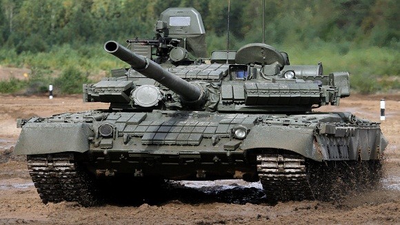 Nga biến xe tăng chủ lực T-80 thành… xe cứu hỏa ảnh 1 Nga biến xe tăng chủ lực T-80 thành… xe cứu hỏa ảnh 1