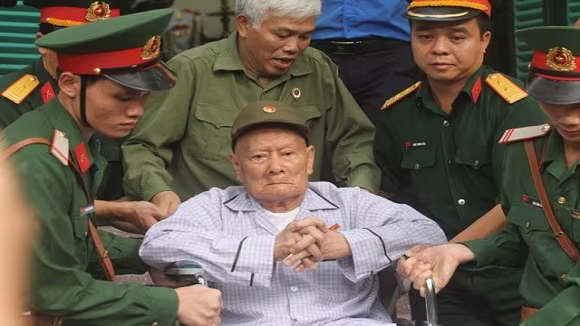 Võ Nguyên Giáp: Chân dung một huyền thoại thế kỷ 20 ảnh 2 Võ Nguyên Giáp: Chân dung một huyền thoại thế kỷ 20 ảnh 2