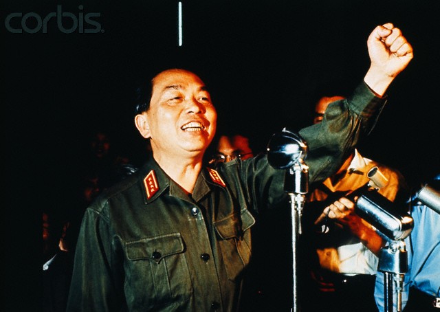 Tổng tư lệnh Võ Nguyên Giáp và quyết định "sinh tử" trong đời cầm quân ảnh 5 Tổng tư lệnh Võ Nguyên Giáp và quyết định "sinh tử" trong đời cầm quân ảnh 5