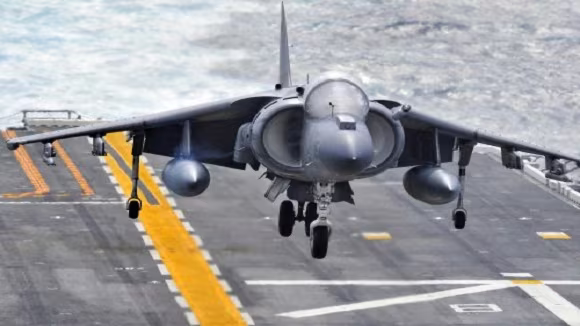 LHA-6 America “đè bẹp” tàu sân bay Nga, Trung, Ấn (1) ảnh 2 LHA-6 America “đè bẹp” tàu sân bay Nga, Trung, Ấn (1) ảnh 2