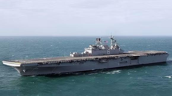 LHA-6 America “đè bẹp” tàu sân bay Nga, Trung, Ấn (1) ảnh 1 LHA-6 America “đè bẹp” tàu sân bay Nga, Trung, Ấn (1) ảnh 1
